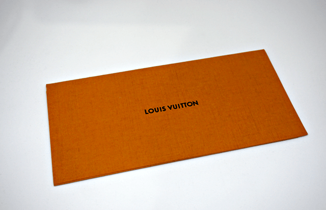 Envelope da Louis Vuitton.