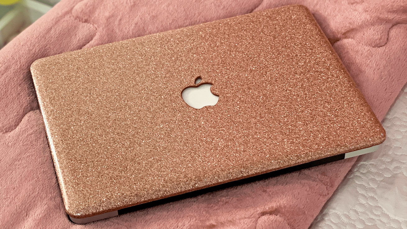 Case para Macbook de glitter rosa.